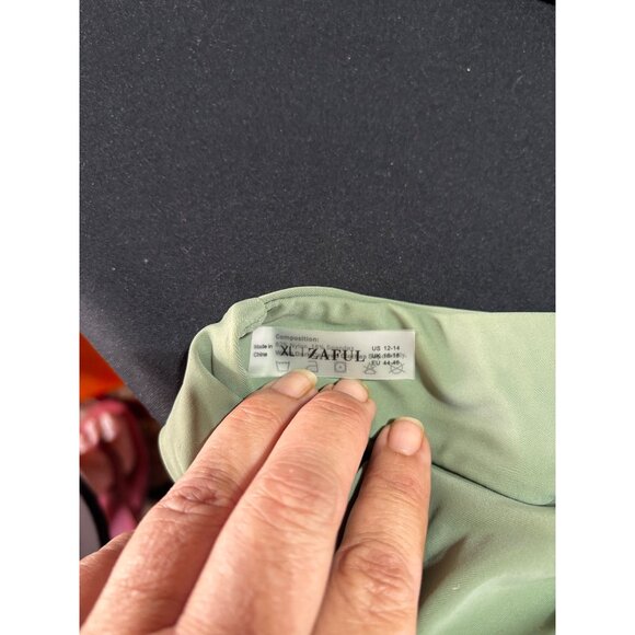 Army Green 2-Piece Bikini Set- Tie Knot Front, Cheeky Bottoms, Textured-- XL- - Picture 5 of 5